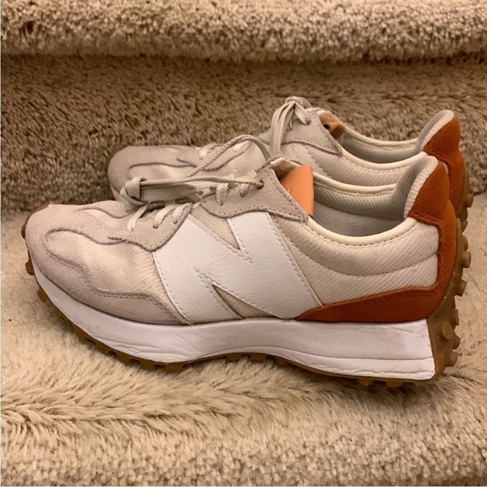NEW BALANCE 327 SOLD OUT!!